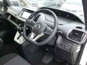
									NISSAN Serena XV Pearl White 2022′ 4MCMN full								