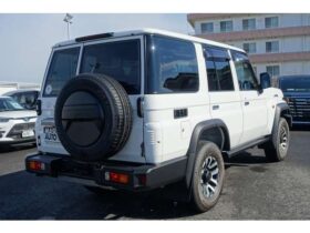 
									TOYOTA Land Cruiser Wagon AX White 2023′ 4QNIQ full								