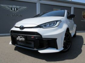 
									TOYOTA Yaris RZ High Performance Pearl White 2024′ 4UOMR full								