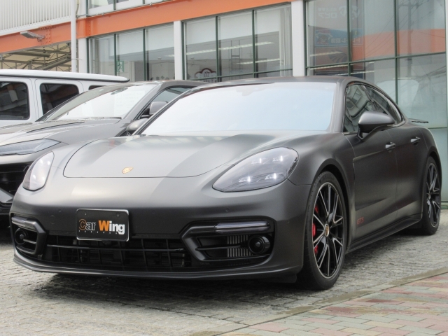 Porsche Panamera GTS Black 2021′ 4UOQP