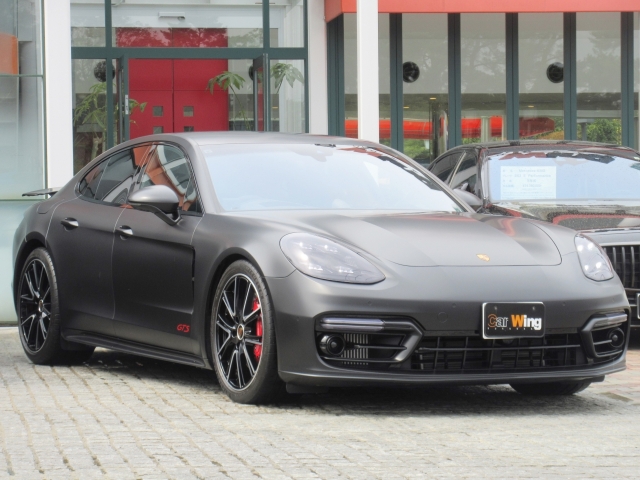 Porsche Panamera GTS Black 2021′ 4UOQP