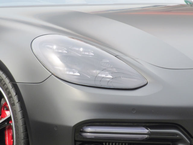 Porsche Panamera GTS Black 2021′ 4UOQP