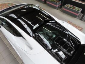 
									Lamborghini Huracan Technica Pearl White/Black 2024′ 4UOS1 full								