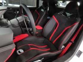 
									Lamborghini Huracan Technica Pearl White/Black 2024′ 4UOS1 full								