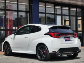 
									TOYOTA Yaris RZ High Performance Pearl White 2024′ 4WTR4 full								