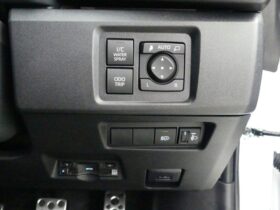 
									TOYOTA Yaris RZ High Performance Pearl White 2024′ 4WTR4 full								