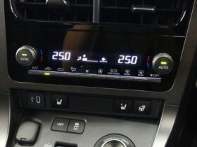 
									TOYOTA Yaris RZ High Performance Pearl White 2024′ 4WTR4 full								