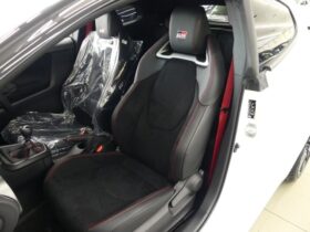 
									TOYOTA Yaris RZ High Performance Pearl White 2024′ 4WTR4 full								