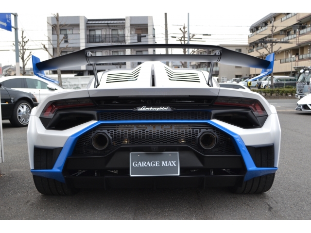 Lamborghini Huracan STO White 2022′ 51486