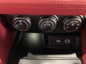 
									NISSAN Fairlady Z Ver ST Pearl White/Black 2024′ 51DSB full								