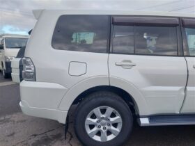 
									MITSUBISHI Pajero Long EXCEED Pearl White 2013′ 53LQT full								