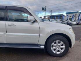 
									MITSUBISHI Pajero Long EXCEED Pearl White 2013′ 53LQT full								