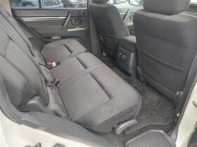 
									MITSUBISHI Pajero Long EXCEED Pearl White 2013′ 53LQT full								