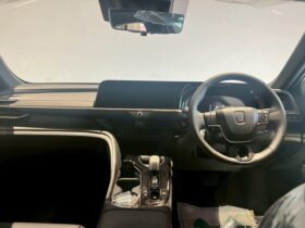 
									TOYOTA Crown Sport Z Black 2024′ 561J7 full								