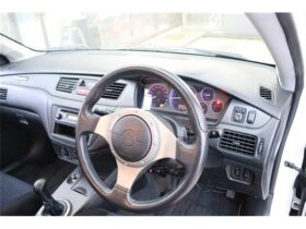 
									MITSUBISHI Lancer GSR Evolution 7 White 2001′ 5C696 full								