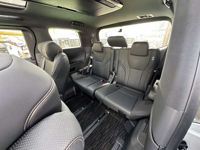 TOYOTA Alphard Z Pearl White 2023′ 5E6TY