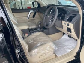 
									TOYOTA Land Cruiser Prado TX Lpkg  with Modelista KIT Black 2022′ 5HM8R full								