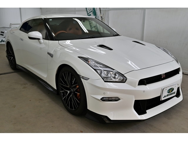 NISSAN GT-R Special Edition Pearl White 2023′ 5L1NR