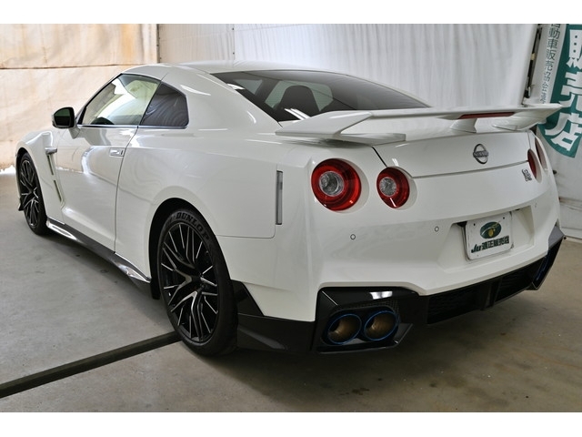 NISSAN GT-R Special Edition Pearl White 2023′ 5L1NR