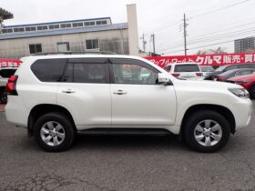 
									TOYOTA Land Cruiser Prado TX Sunroof 7 Seater Pearl White 2021′ 5MJUE full								