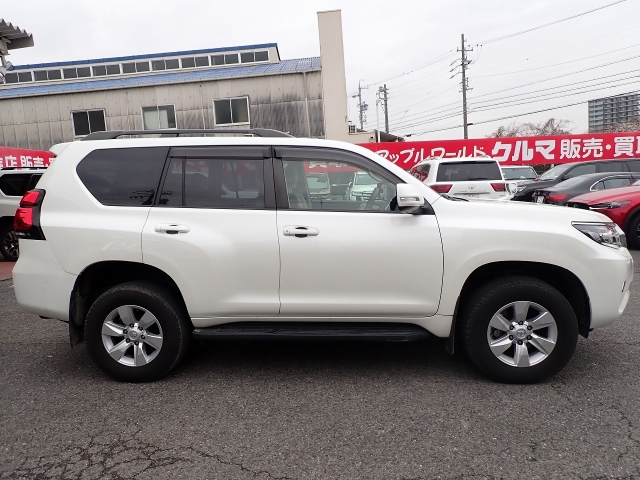 TOYOTA Land Cruiser Prado TX Sunroof 7 Seater Pearl White 2021′ 5MJUE
