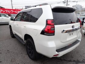 
									TOYOTA Land Cruiser Prado TX L Package Sunroof 7 Seater Pearl White 2021′ 5MJVB full								