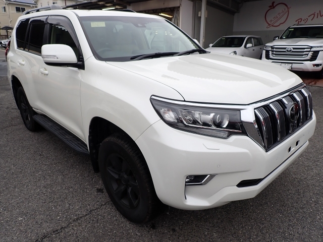 TOYOTA Land Cruiser Prado TX L Package Sunroof 7 Seater Pearl White 2021′ 5MJVB