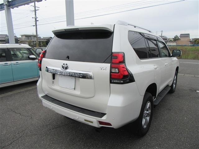 TOYOTA Land Cruiser Prado 2.7 TX 5 Person Manufacturer Navigation Pearl White 2023′ 5MW2I