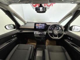 NISSAN Serena e-POWER Highway Star V Black 2025′ 5P0VX