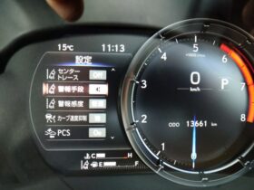 
									Lexus IS F Sports Pearl White 2021′ 5QU21 full								