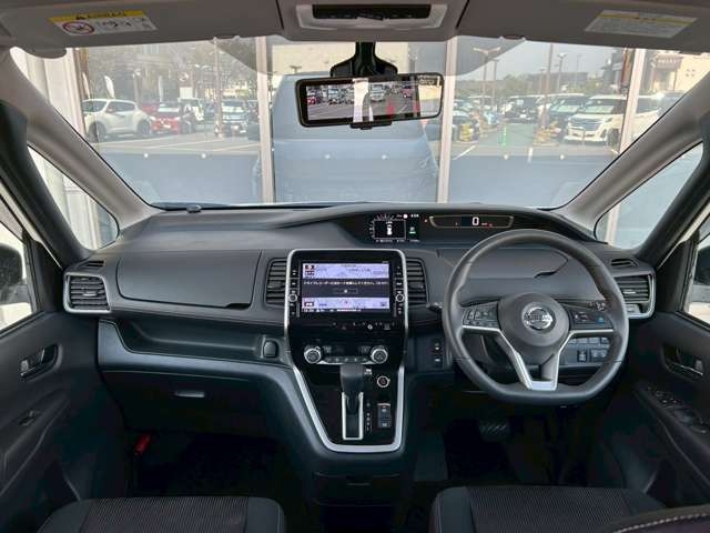 NISSAN Serena Highway Star V Selection 2 Pearl White 2019′ 5ZOE0