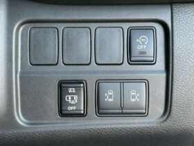 
									NISSAN Serena Highway Star V Selection 2 Pearl White 2019′ 5ZOE0 full								