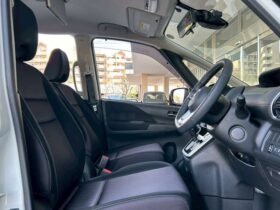 
									NISSAN Serena Highway Star V Selection 2 Pearl White 2019′ 5ZOE0 full								