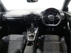 
									Audi TT 45 TFSI Quattro S-Line Packet Black 2022′ 60WPP full								