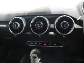
									Audi TT 45 TFSI Quattro S-Line Packet Black 2022′ 60WPP full								