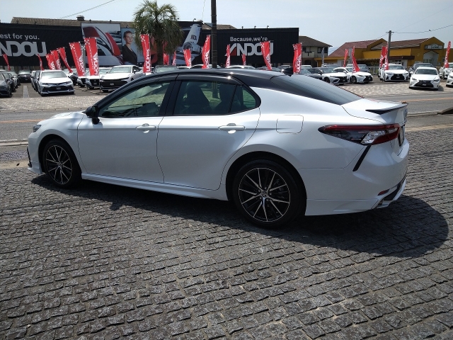 TOYOTA Camry WS Pearl White 2022′ 61JX4