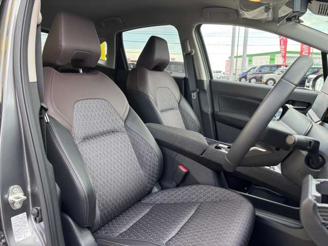 NISSAN AURA G FOUR Gunmetal 2024′ 61TOP