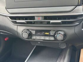 
									NISSAN AURA G FOUR Gunmetal 2024′ 61TOP full								
