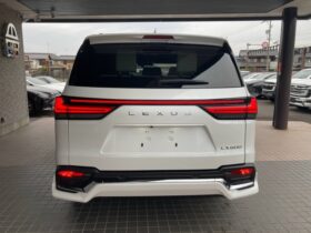 
									Lexus LX Base Grade   Modelista KIT Pearl White 2023′ 6BMHN full								