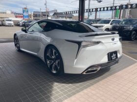 
									Lexus LC S Package White 2018′ 6BMHQ full								