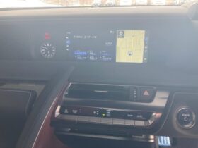 
									Lexus LC S Package White 2018′ 6BMHQ full								