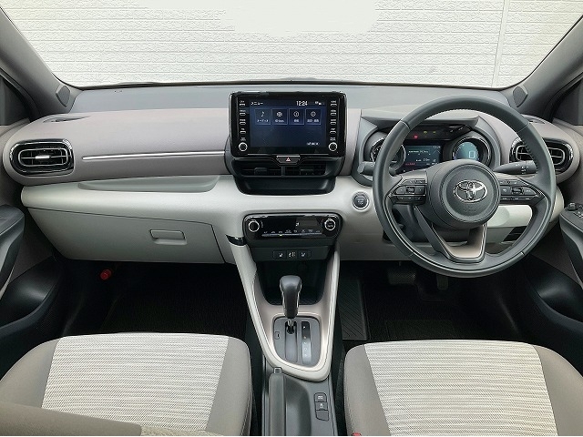 TOYOTA Yaris Z Brown 2021′ 6FWWM