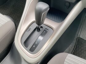 
									TOYOTA Yaris Z Brown 2021′ 6FWWM full								