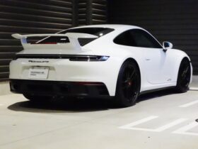 
									Porsche 911 Carrera GTS White 2023′ 6GK1N full								