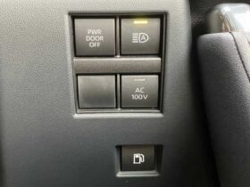 
									TOYOTA Vellfire HV-Executive Lounge Pearl White 2023′ 6RLZQ full								