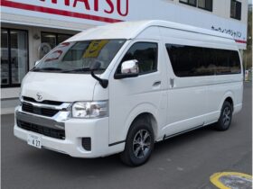 
									TOYOTA Hiace Wagon Grand Cabin Super Long Wide HR Pearl White 2025′ 6TEYG full								