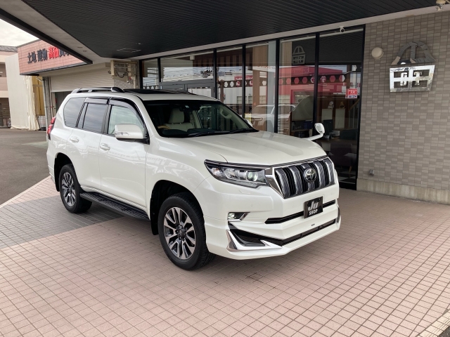 TOYOTA Land Cruiser Prado TX LPKG 7-person   Modelista  SR Pearl White 2022′ 6UWZF
