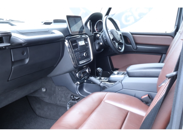 Mercedes-Benz G Class G350d White 2017′ 6VK57
