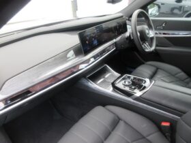 
									BMW 7 Series 740d xDrive M Sport Black 2024′ 6VK6Q full								