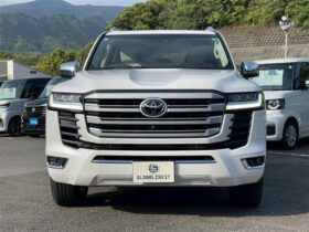 
									TOYOTA Land Cruiser Wagon 3.5 ZX JBL Sound 7 Person Pearl White 2024′ 6VWQ0 full								
